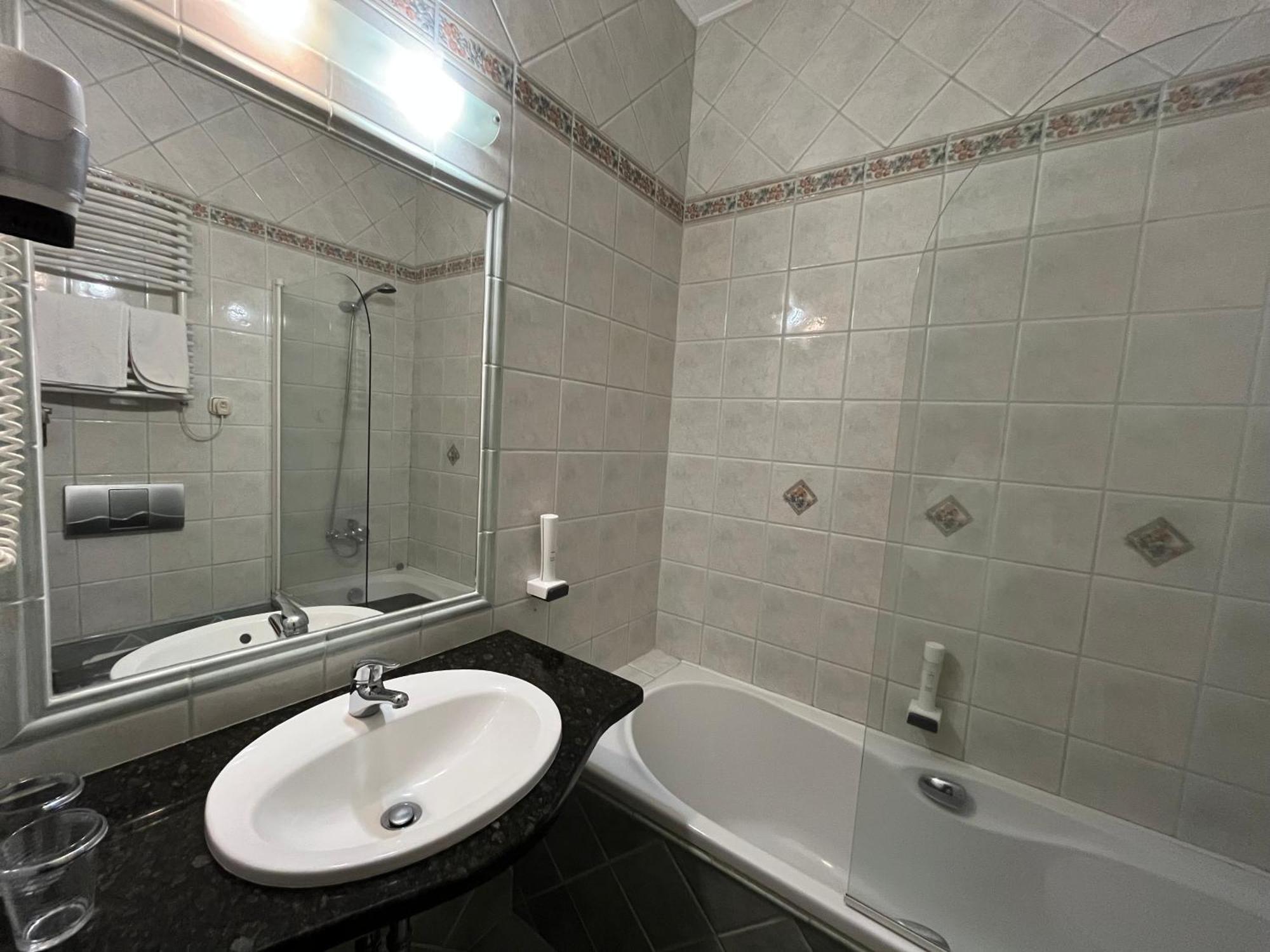 Wagner Vendegudvar Panzio Szombathely Extérieur photo