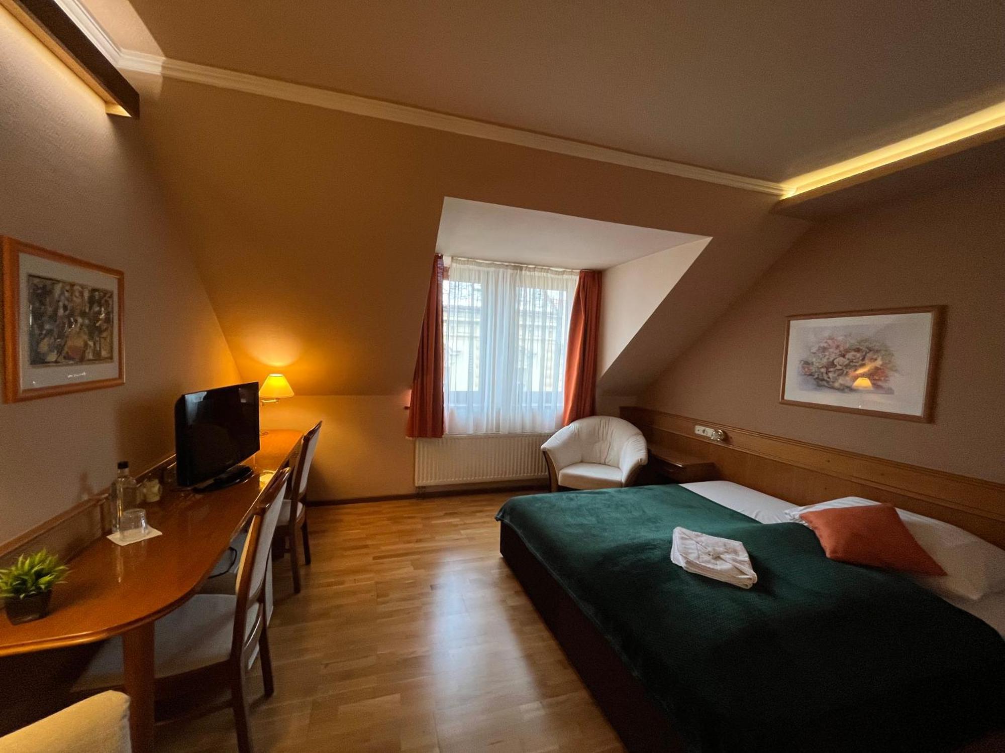 Wagner Vendegudvar Panzio Szombathely Extérieur photo